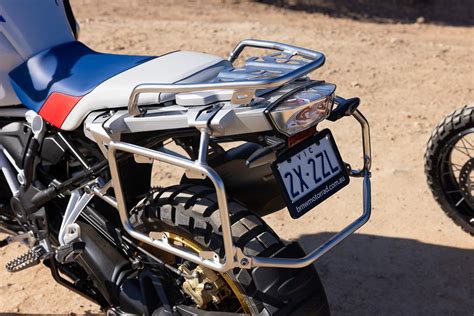 How to Carry Luggage on a Motorcycle | Harley … - balustradellc