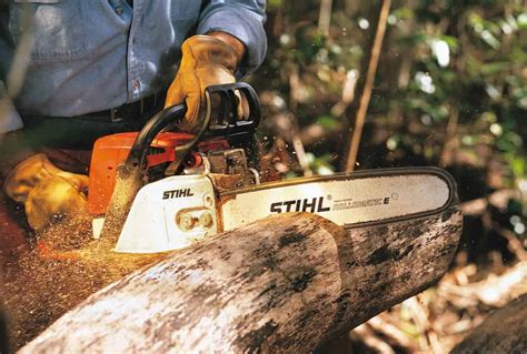 How To Choose A Good Chainsaw For Cutting … - balustradellc