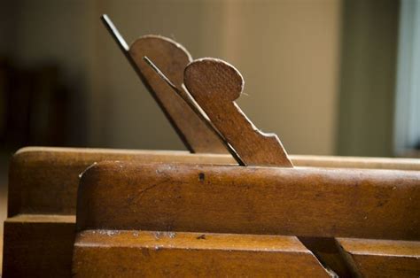 How to Choose Antique Hollows & Rounds Molding … - balustradellc