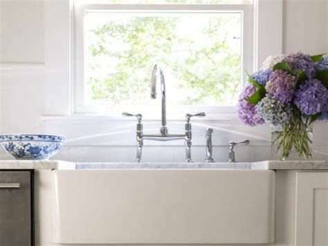 How to Choose the Best Kitchen Sinks and Faucets: The Definitive ... - balustradellc