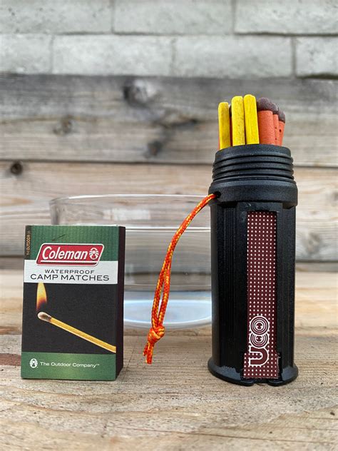 How to Choose the Best Waterproof Matches for Outdoor Survival - balustradellc