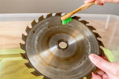 How To Clean Saw Blades and Keep Them in Tip-Top … - balustradellc