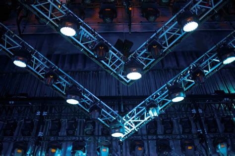 How To Design Lighting For Theatre - muktibox.com