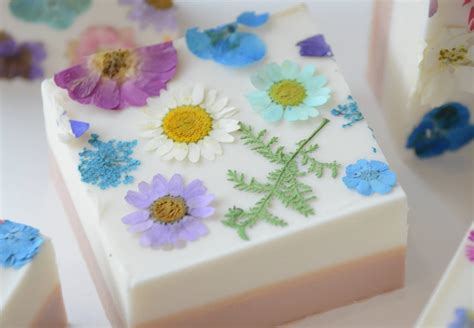How to Make a DIY Flower-Pressed Handmade Soap - muktibox.com