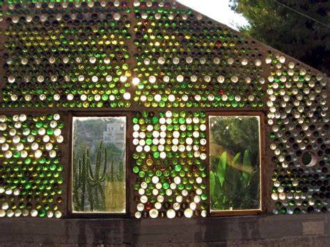 How to make a Glass bottle wall - raincitystudios.com