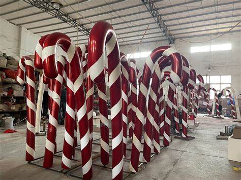 How to Make Giant Props from Fiberglass and Foam - muktibox.com