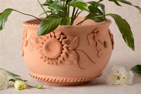 How to Make Handmade Flower Pots - muktibox.com