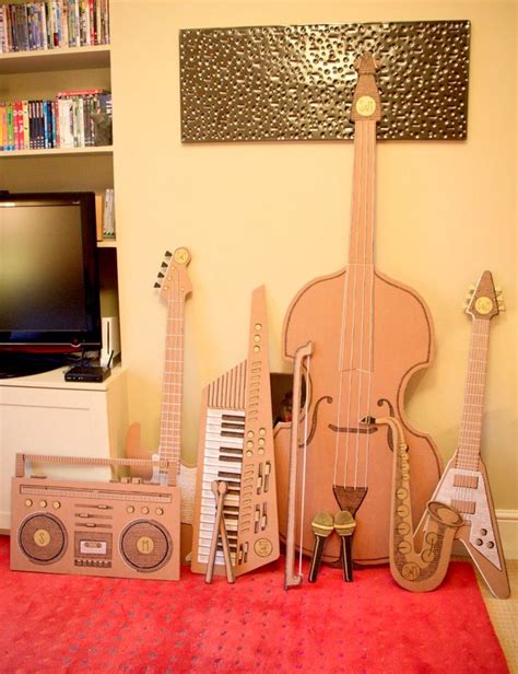 How to Make Stage Props out of Cardboard - Step by Step - muktibox.com