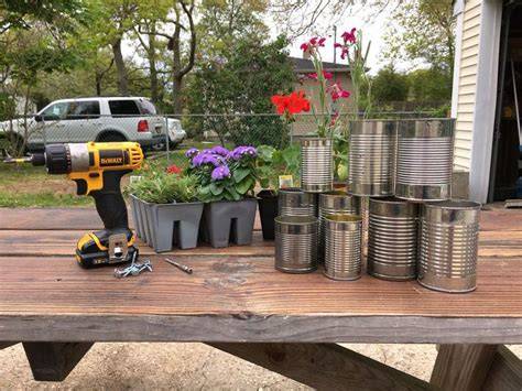 How To Make Tin Can Planters - raincitystudios.com