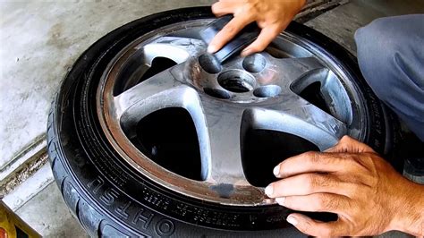 HOW TO POLISH ALUMINUM WHEELS - YouTube