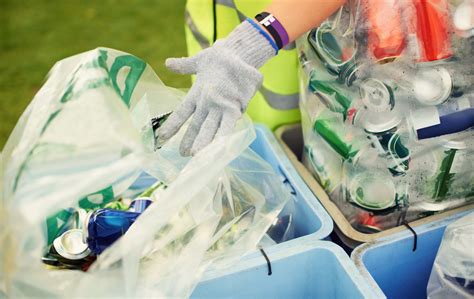 How to promote the correct disposal of waste at your event - raincitystudios.com