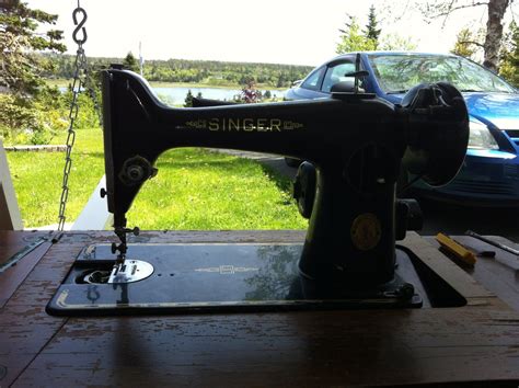 How to Restore a Vintage Sewing Machine - Palindrome Dry Goods - muktibox.com