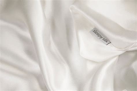 How to Restore Shine and Softness to Silk - PandaSilk - muktibox.com