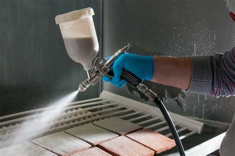 How to Spray Glaze onto Ceramics / Pottery - muktibox.com