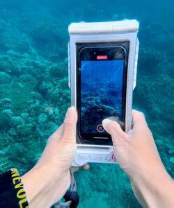 How to Take Underwater Photos With iPhone … - raincitystudios.com