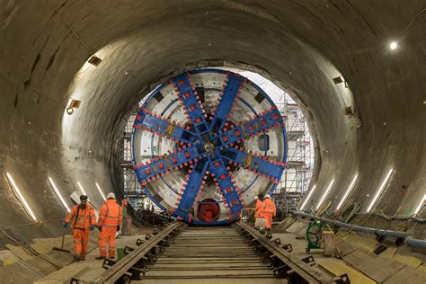 How Tunnels Work - HowStuffWorks - raincitystudios.com