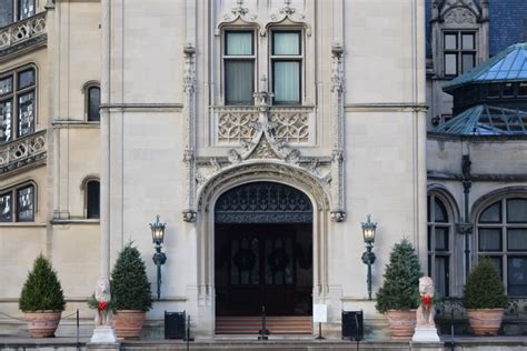 HOuse Porn: Inside Biltmore Estate: Once The World