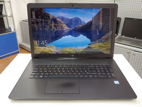 HP Laptop 17-by1033dx - Intel Core i5 8265U / 1.6 GHz