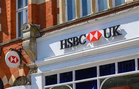 HSBC bank accounts for people without a fixed address now available in