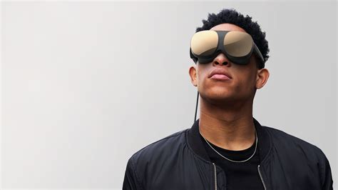 HTC s Vive Flow Is Light in Weight but Not Features