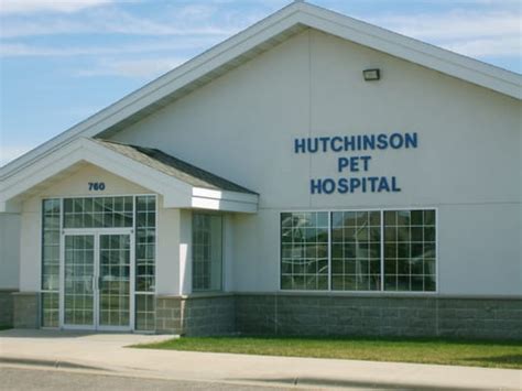 HUTCHINSON PET HOSPITAL - 760 Century Ave SW, Hutchinson, …