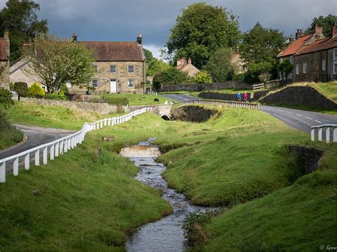 HUTTON LE HOLE The Water Crossing, Yorkshire, RP Postcard …