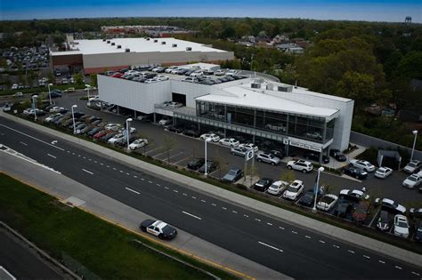 Habberstad BMW of Huntington: BMW Dealer in Huntington NY,