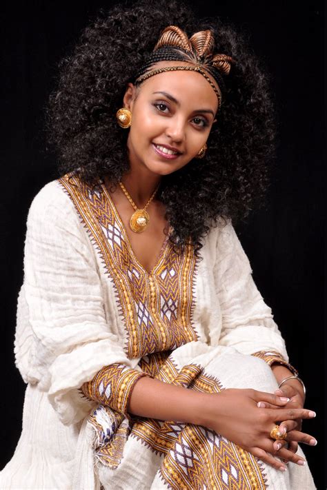 <b>Habesha Dress</b>, cute brown dress, Ethiopian Clothing, Ethiopian Dress, Ethiopian Cultural Dress, gift for mom, Venitage dress, Dinner dress. . Habesha