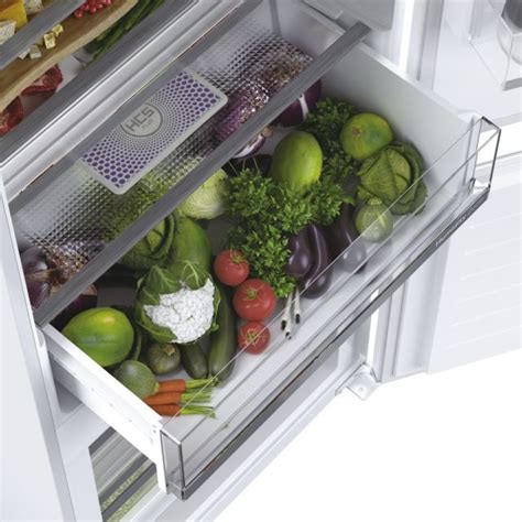 Haier 2D 70 Series 6: Réfrigérateur Combiné Haier - 2D 70 Series 6 - YouTube image 1