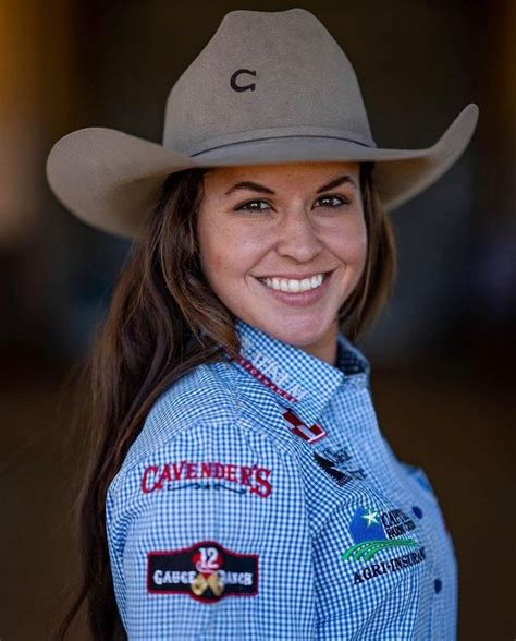 Hailey kinsel height and weight. Hailey Kinsel feeds her horses Purina® Strategy®. But her strategy doesn't end there! She has advice for her younger self. 