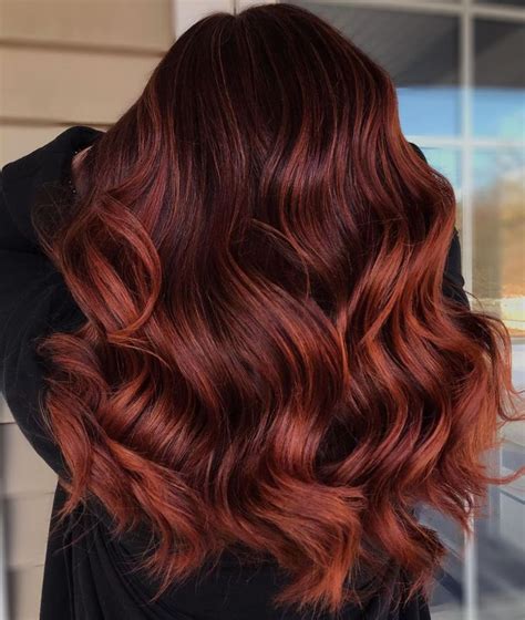 Hair dye for auburn hair. Get permanent, silky, natural looking color with Clairol Nice'n Easy 6R Light Auburn Hair Color. Creates 3 salon tones and highlights in 1 simple step using Color Blend technology ; Covers 100% of grays with complementary highlights and low lights for an authentic look 