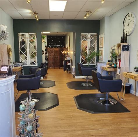  Reviews on Hair Salons in Greencastle, IN 46135 - Identity Hair Desig