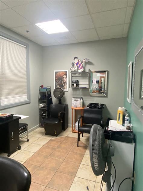 Are you in search of a hair salon near you? With so many options available, it can be overwhelming to choose the right one. After all, your hair is a significant part of your appea.... 