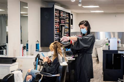 Hair salon open today. SmartStyle is a full-service hair salon inside Walmart that provides the hairstyle you want at an affordable price. Get a quality haircut and color at a salon near you. 