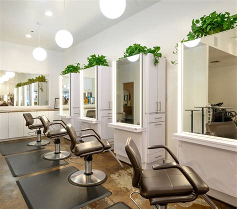 Hair salon pasadena. Welcome to Union Salon. Union Salon opened in 2009 and quickly became a premier salon in Pasadena and surrounding areas. Staffed with experienced veteran stylists as well as innovative newcomers, Union Salon strives to honor the art of hairdressing and promote creativity. It is our mission to provide a friendly and professional environment ... 