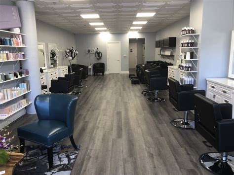 Hair salon walnut creek. Jul 21, 2020 ... Walnut Creek hair salon embraces new reality of working outside ... Now that Newsom's new guidelines on outdoor salons have been released, here's ... 