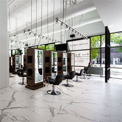 These are the best hair salons for curly hair near Vinings, G