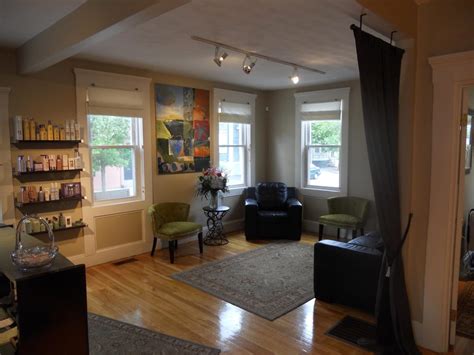 Hair salons providence ri. The fee is determined based on the service you were scheduled for. Contact information for the premier hair salon in Providence: Moss Salon, 114 North Main Street, Providence, RI (401) 751-8877. 