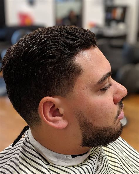 Haircut chicago. Hair Salon Info. 5601 S Harlem Ave. Chicago, IL 60638. US. Get directions. Discover all the affordable haircare services that the Great Clips Condor Plaza Great Clips, located in Chicago, IL, has to offer. Save time by checking in online or come by for a walk-in visit. 