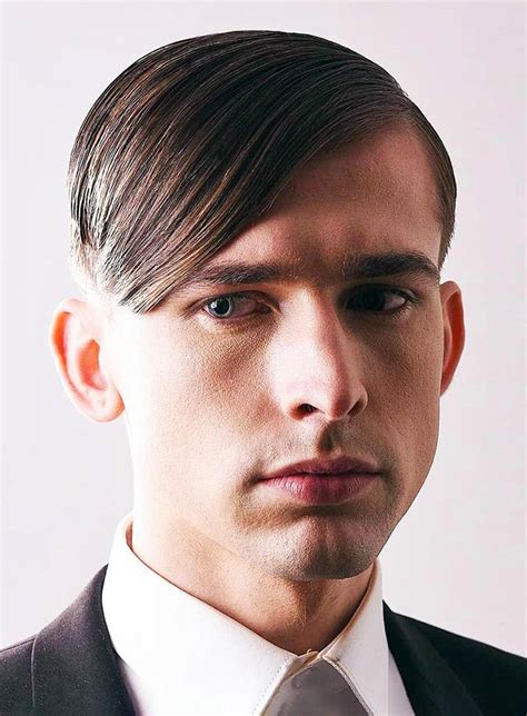 Haircuts for people with straight hair. Adding movement to hair in the form of curls, swoops, and spikes will make calics much less obvious. They really stand out in slick and straight styles, so men need to shake up their style if they want to hide them. Top Cowlick Hairstyles for Men. Here are 22 handsome hairstyle ideas for men with cowlicks. 1. Off Center Short Hair Part 