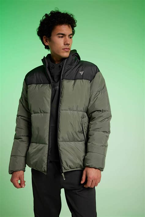 Haki Erkek DeFactoFit Oversize Fit Puffer Şişme Mont 2708451. 