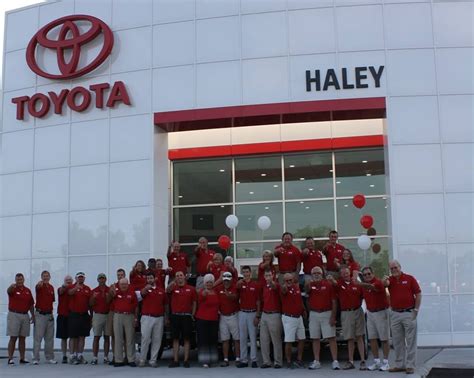 Haley toyota roanoke va. Serving the Roanoke, Salem, Lynchburg, Christiansburg, and Blacksburg area for more than 20 years, Haley Toyota of Roanoke is one of the area’s premier Toyota dealerships. Emphasizing courteous and honest service, we strive to put the customer first. Whether it’s a new Toyota car, like the Camry or Prius, or a pre-owned vehicle from another ... 