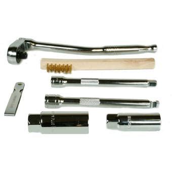 Halfords spark plug fitting.  Buy tool kits and tool sets from Halfords.  The Focus...