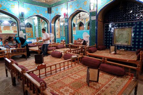 Hall Thomas  Esfahan