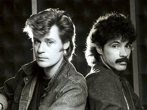 Hall and oates i can. Daryl Hall & John Oates singing I Can't Go For That Live At The Apollo. That night they sang with two of the Tempations David Ruffin & Eddie Kendricks. Daryl... 