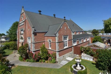 Hall on the Terrace in Temuka - Traveleto