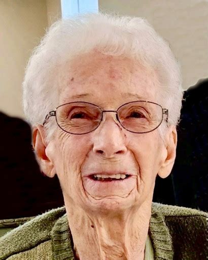 Halligan mccabe funeral home obituaries. Linda Brammann's passing on Thursday, February 22, 2024 has been publicly announced by Halligan-McCabe-DeVries Funeral Home in Davenport, IA.According to the funeral home, the following services have 