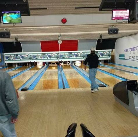 Hallock Bowling Association at Shamrock Lanes & Grill