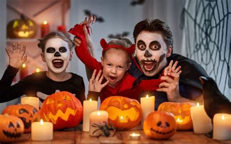 Halloween - "Trick or Treat" tradition Guide Ireland.com