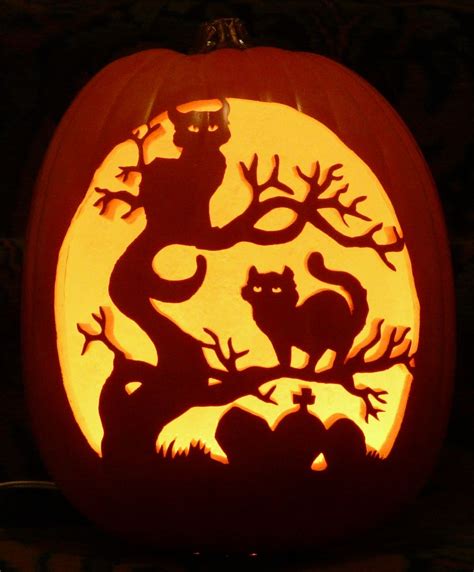 Halloween Cats in Tree pattern by I carved on a foam